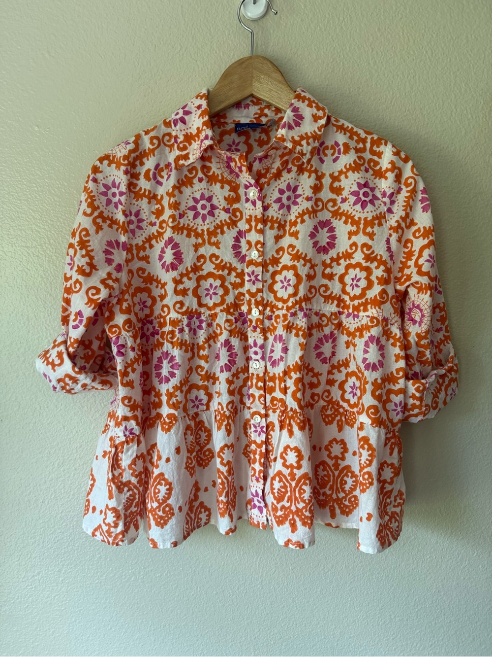 Button-Front Floral Print Peplum Blouse in Orange and Pink